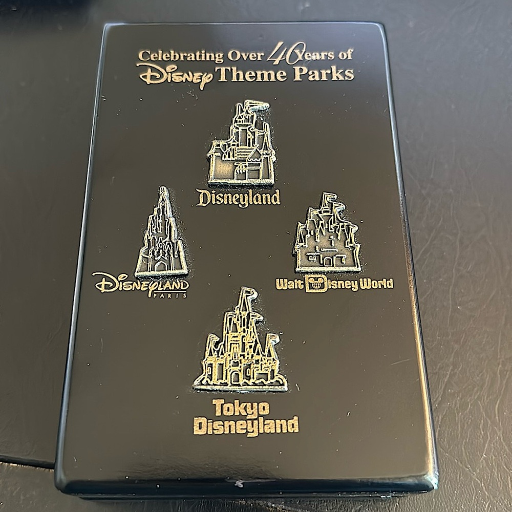 NWT Disney Vintage Limited Edition Watch #441 of 3000 Celebrating Over 40 Years